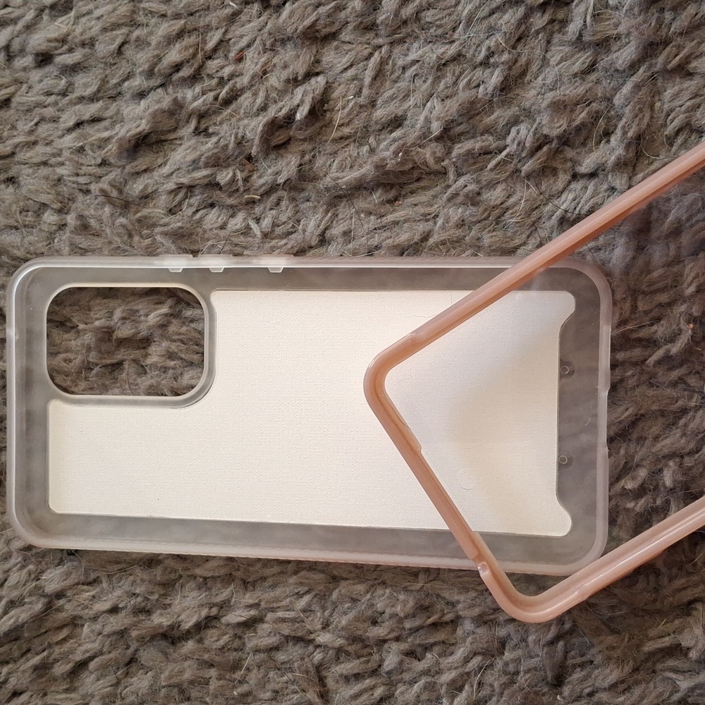 Lot of 2 EUC Samsung A53 cases w/ screen protectors - Picture 7 of 7